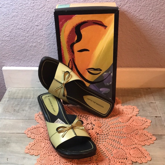 Montego Bay Club Shoes - # 48A 💜SALE 💜EUC Cutest Montego Bay Club Green Leather Sandals